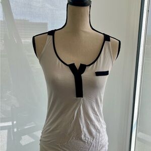 Express White and Black Sleeveless Blouse